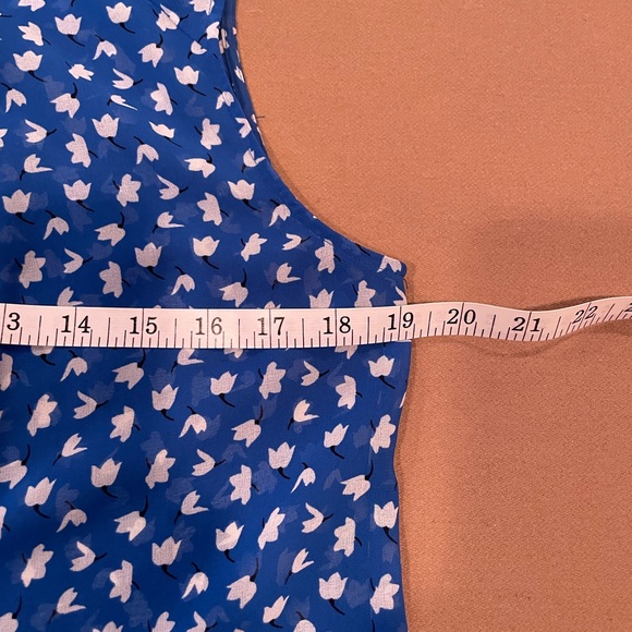 Cabi Electric Blue Sleeveless Pintuck Blouse - Size Small - Picture 12 of 12